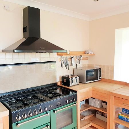 Aveley Specious 3Bed Property With Parking & Large Garden מראה חיצוני תמונה