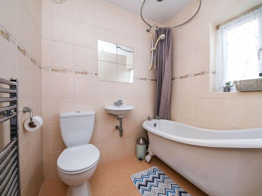 Aveley Specious 3Bed Property With Parking & Large Garden מראה חיצוני תמונה